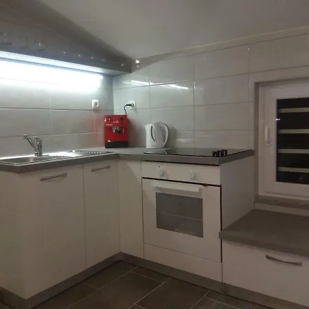 Lorber House Stinjan Apartment