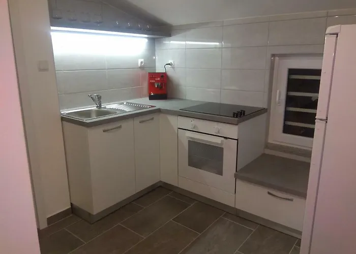 Lorber House Stinjan 아파트 풀라